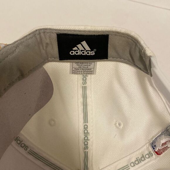 Adidas San Antonio Spurs 2014 NBA Champions SnapBack Hat With Original Sticker - Picture 6 of 7